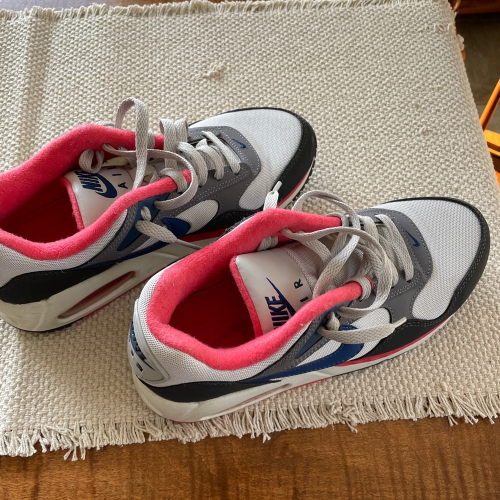 Nike Air - Picture 2 of 6